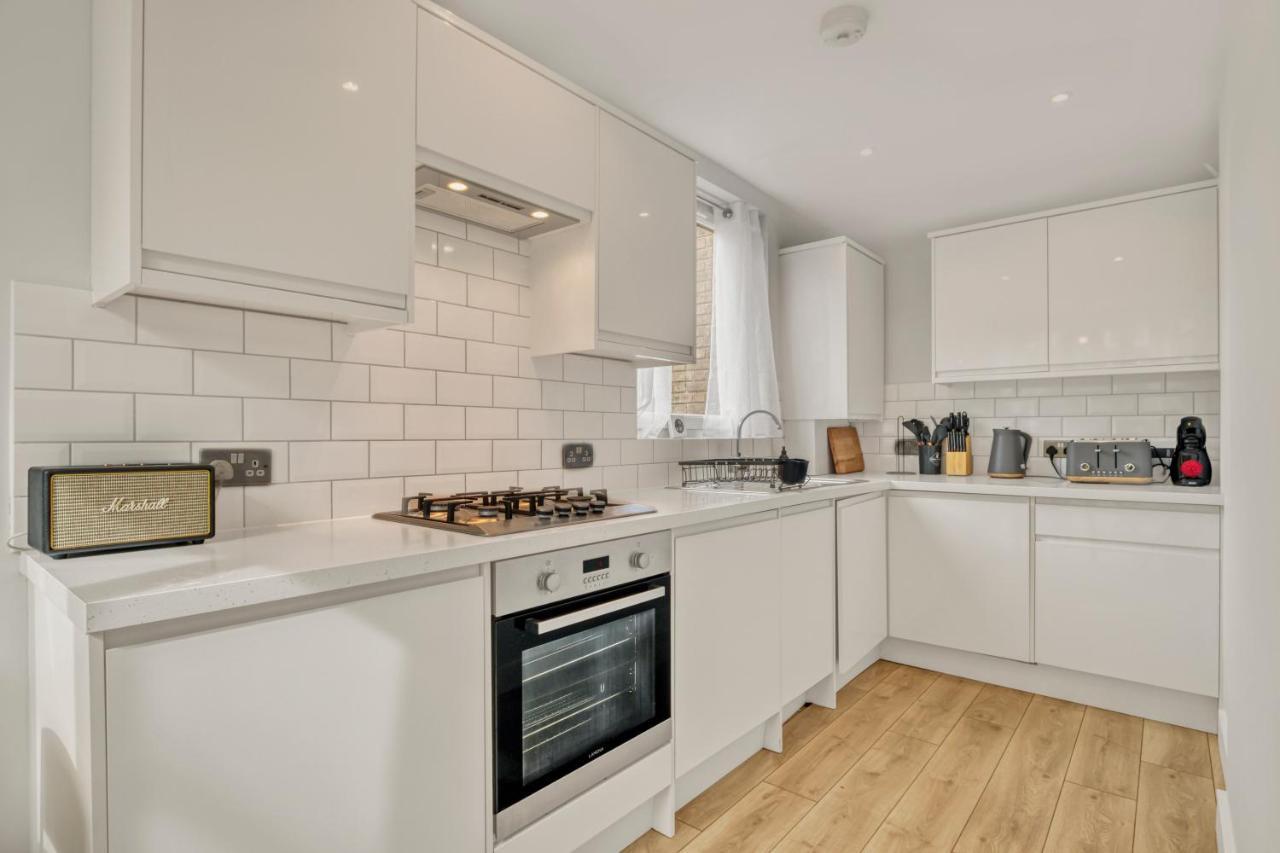 Homely 1Bed Apartment Vauxhall London Eksteriør billede