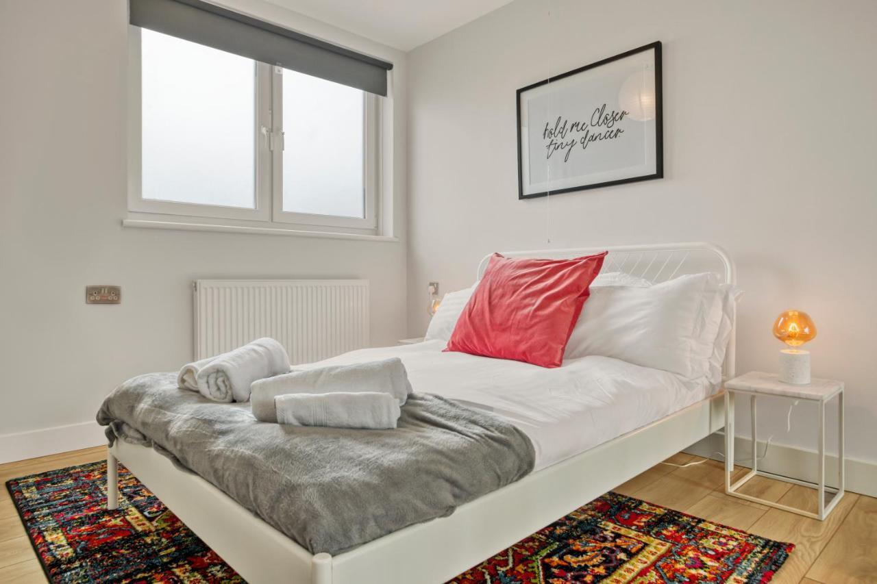 Homely 1Bed Apartment Vauxhall London Eksteriør billede